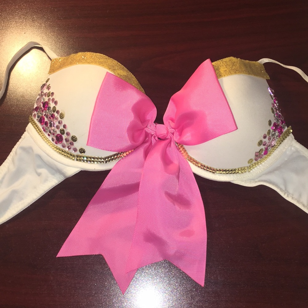 CUSTOMIZED BRA